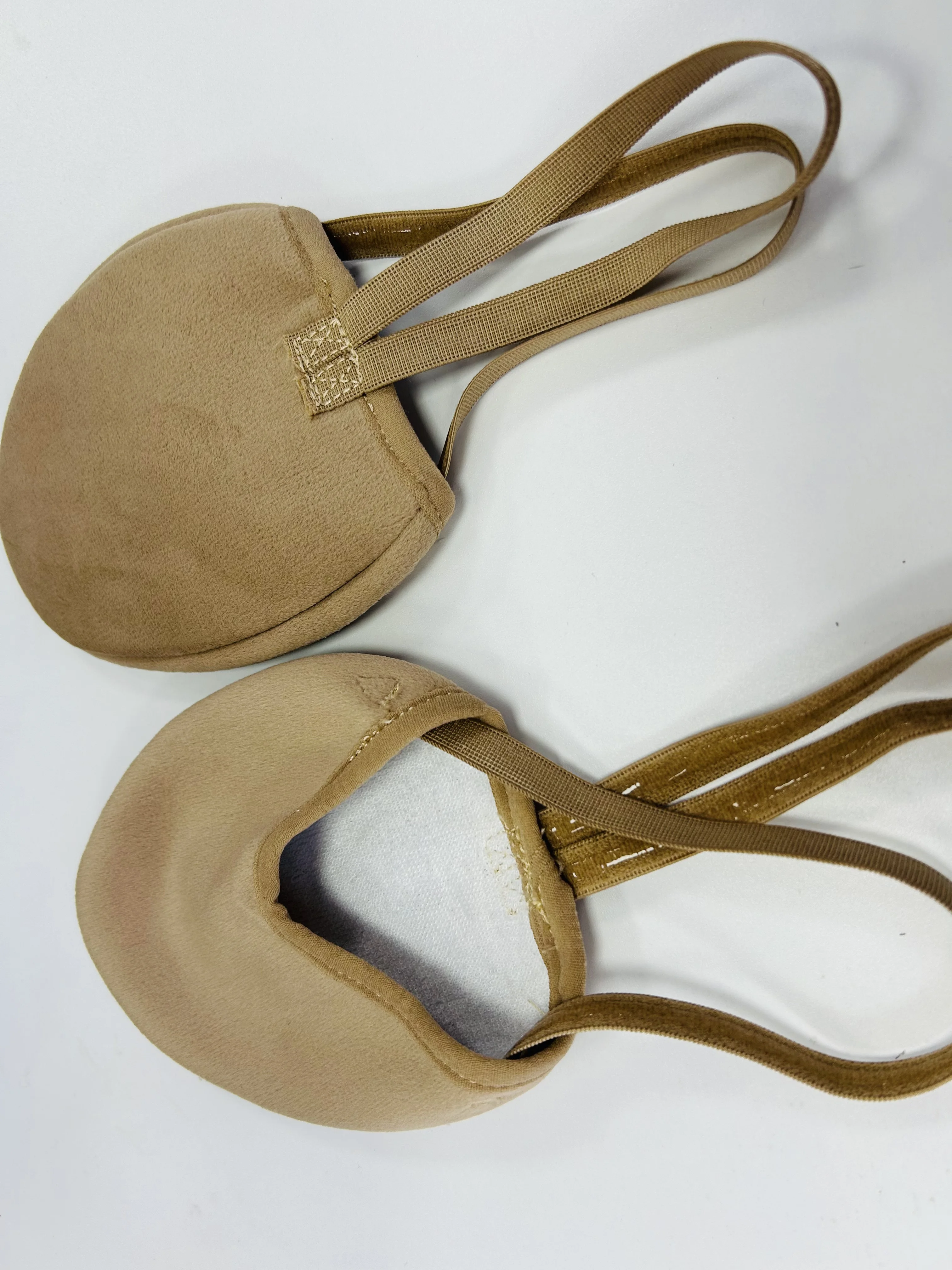 Thumbnail 3 - #62 Best Shoe Covers to Buy In 2026