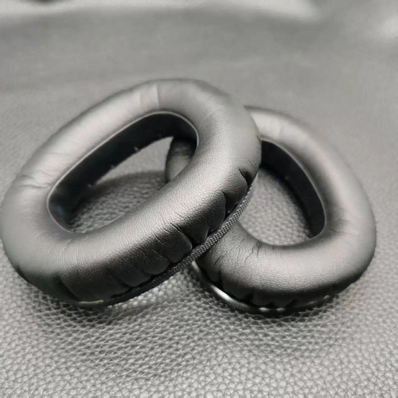 Poyatu Earpads For …