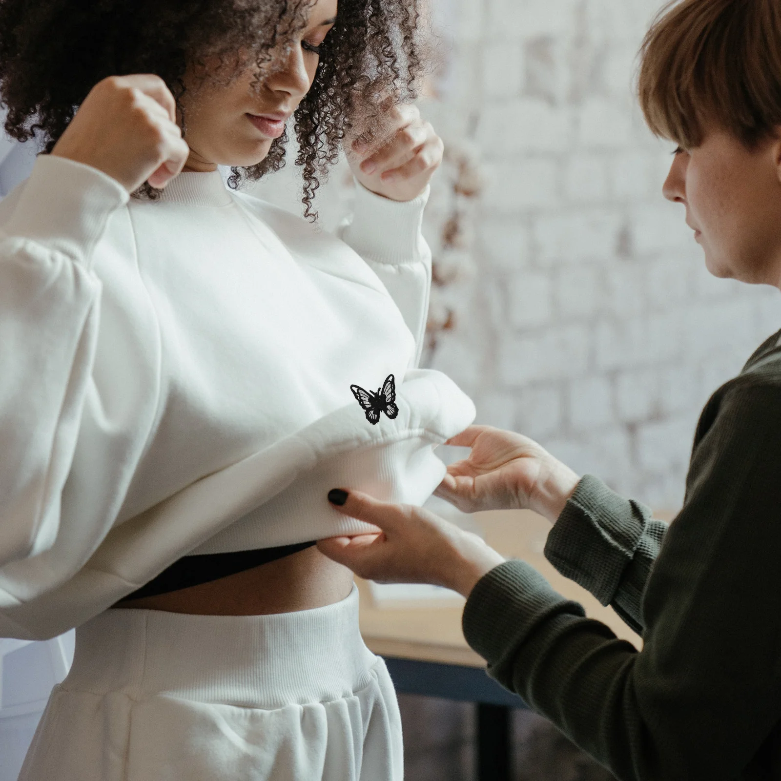 

10Pcs Butterflies Embroidered Sew on Patches Premium Material Iron on Clothes Appliques DIY Repair Decoration for Craft