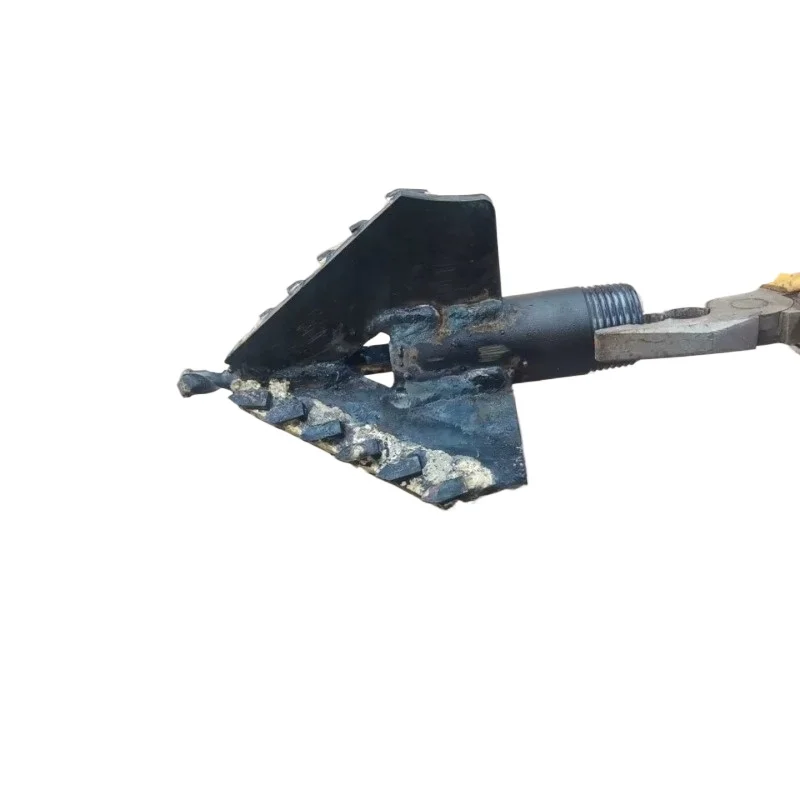 One inch pipe, 32 pipe drilling bit, drilling rig, water drill bit, cement drill bit, high-quality tungsten steel head
