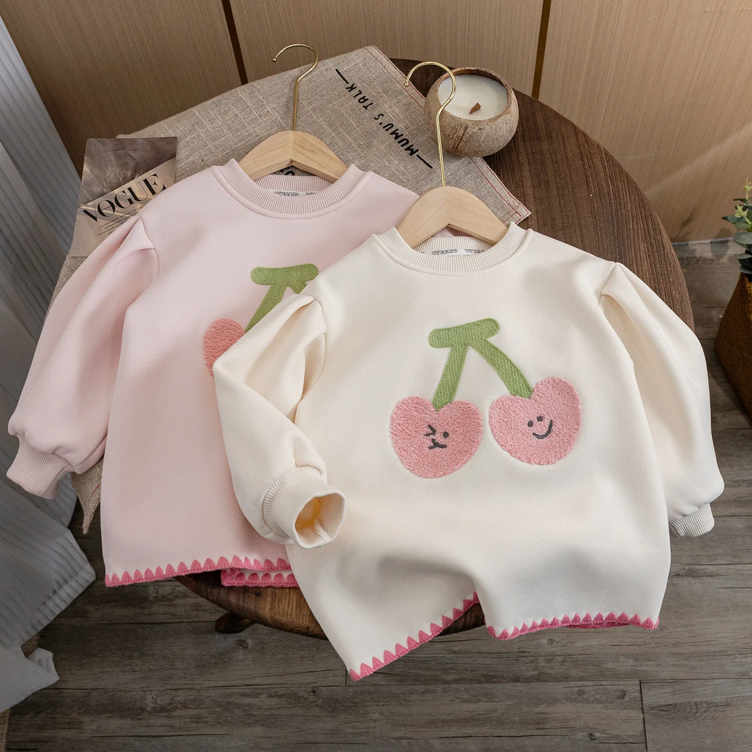 

Girls' Guard Dress Autumn and Winter New Women's Treasure Cartoon Hem Long Sleeved Medium Length Top Children's Clothing