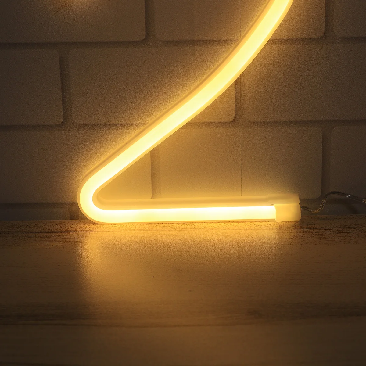 الأرقام الرومانية النيون رسالة LED ضوء الليل عدد 2 الضوء الأبيض الدافئ حفل زفاف عيد ميلاد ديكور للتعليق على الحائط المنزل الآمن البيئي