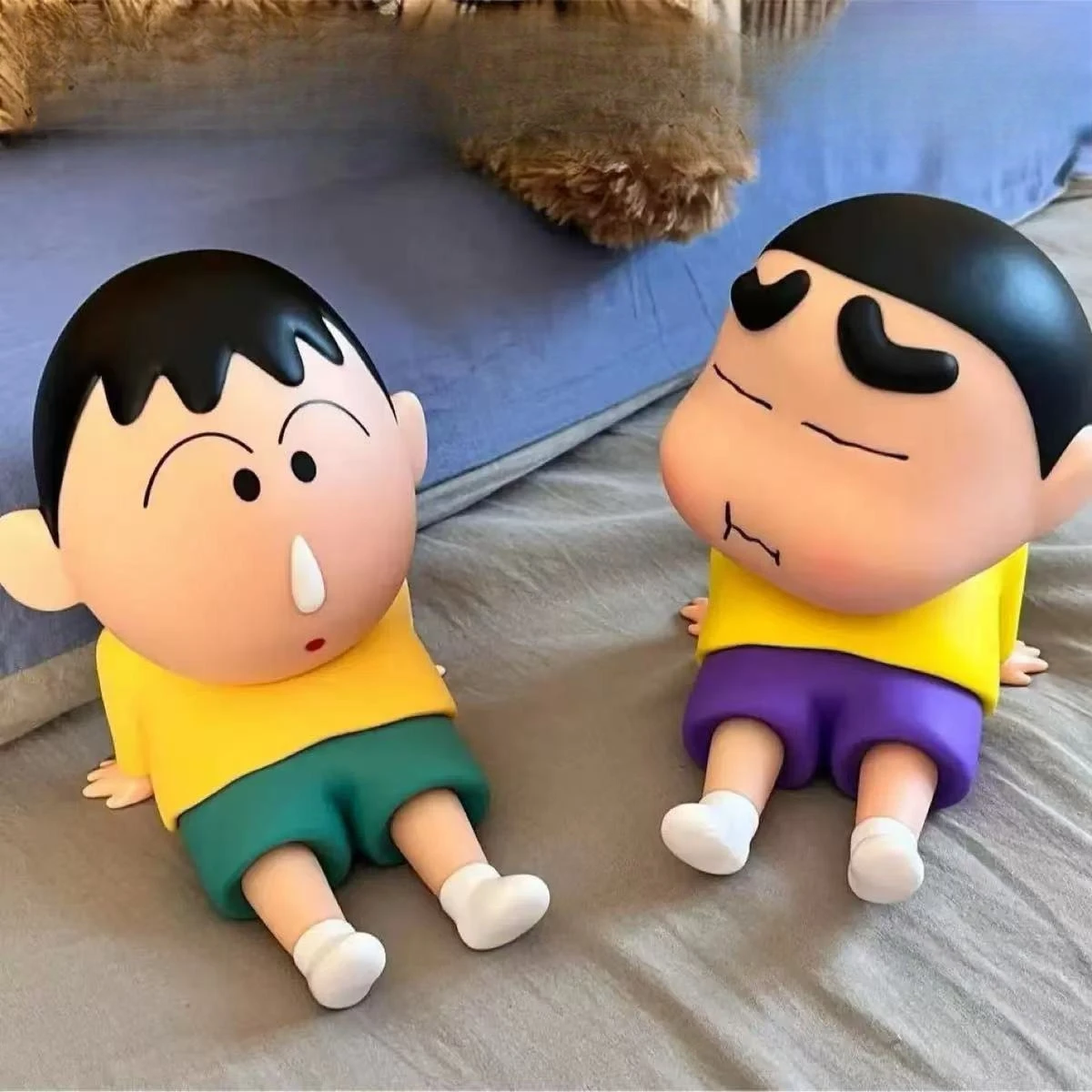 Nuevo Soporte para Teléfono con Diseño de Crayon Shin Chan, Soporte Multiusos para Escritorio de Oficina en Casa, Soporte para Tablet, Juguete de Moda Y2K, Anime de Dibujos Animados