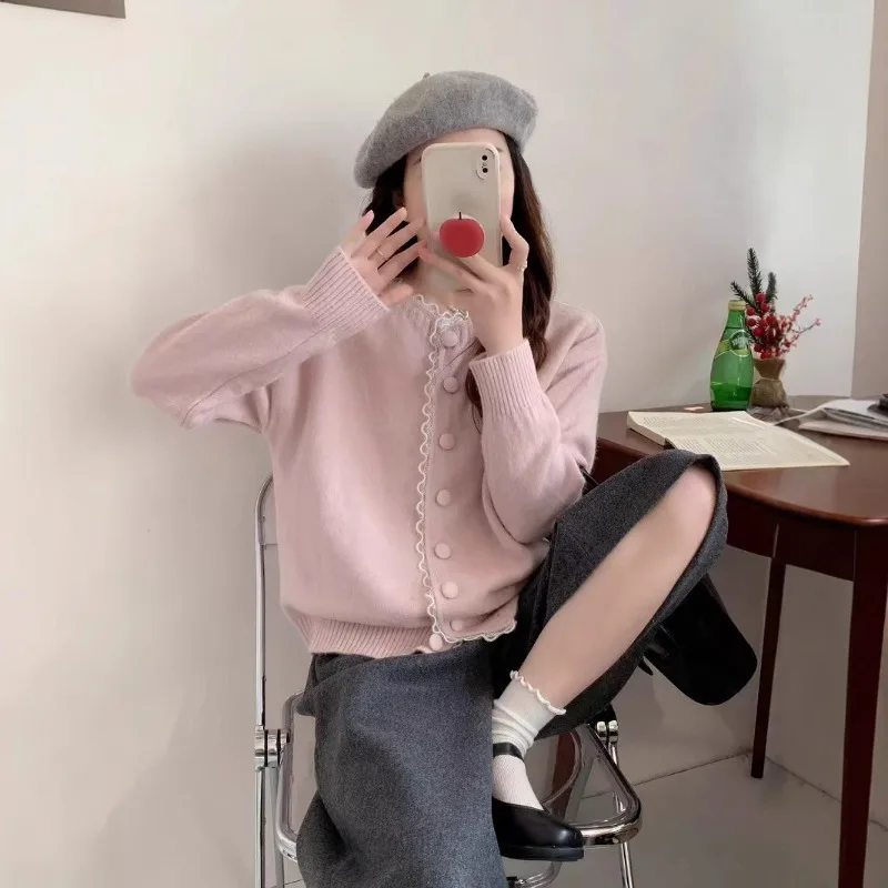 

Autumn and Winter Fashion New Women's Elegant Knitted Cardigan Warm and Thick Lace Edge Design Sense Long Sleeve Cardigan