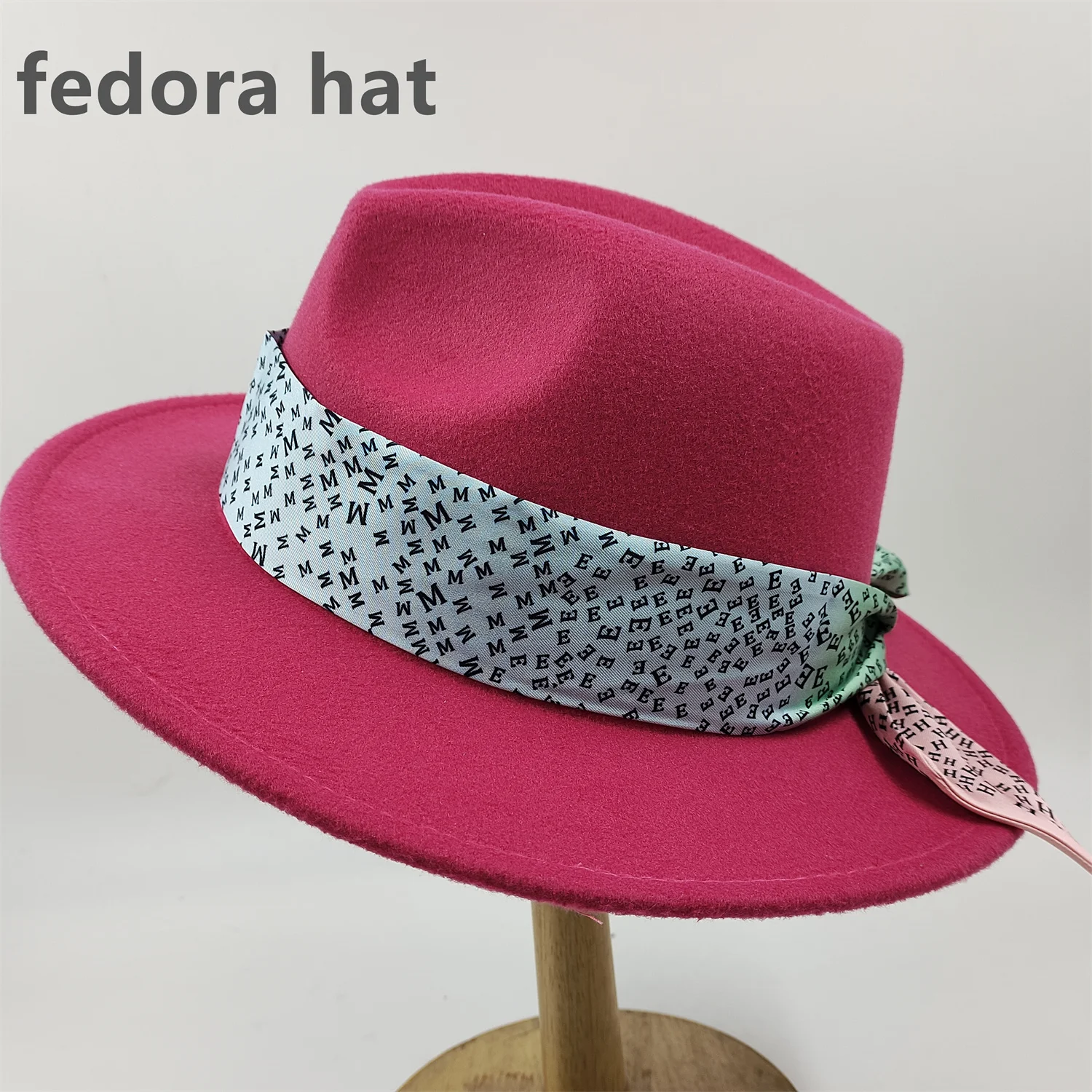 Fashion Ribbon Accessories Fedoras Hat for Women and Men Autumn Panama Jazz Cap Britain Style Elegant Retro Fedora Wide Brim Hat