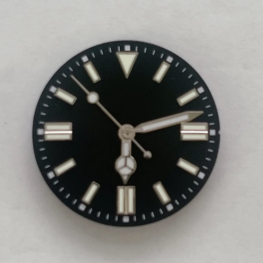 28.5mm Diall/hand Fit for NH35/8215/2836 Movements Green Luminous Single Calendar/No Calendar Dial, for Watch Replacement Parts