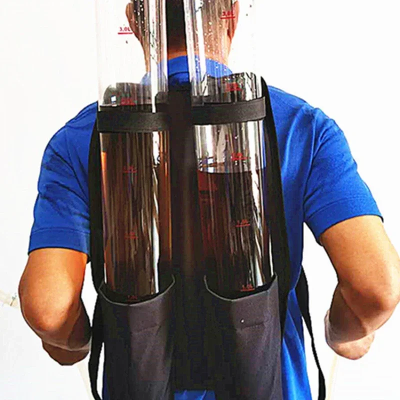 

Backpack-type wine cannon with two supports 6L beer barrel portable distributor and feeder