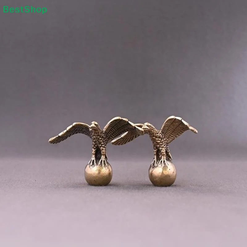 〔Z〕Vintage Metal Eagle Statue, Bronze Eagle on Ball Figurine,Desktop Shelf Decoration Ornament for Home Office
