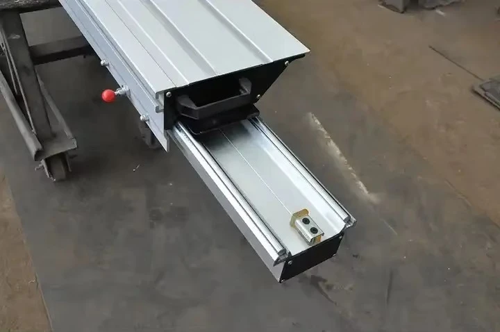 New Steel Sliding Table Saw Spare Parts for Woodworking Machinery QINGDAO QINGLIN GREEN GIANT Brand 1 Year Warranty Easy Operate