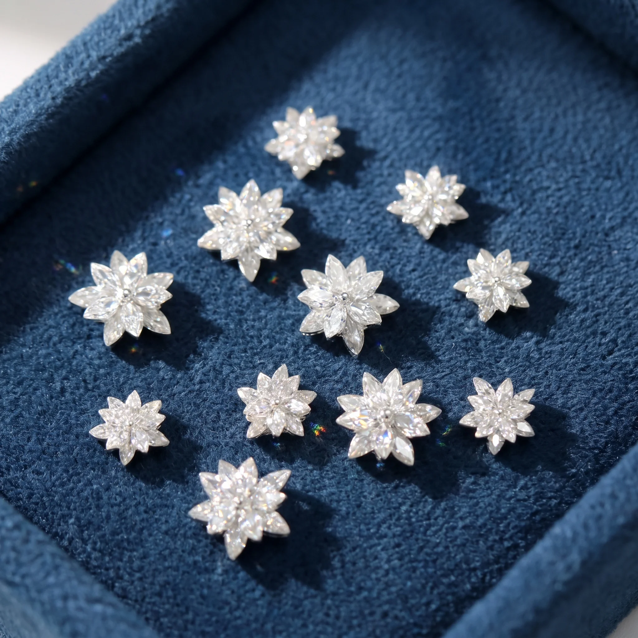 Double-layer zircon snowflakes for nails, transparent white 3D snowflake rhinestones, 7mm, nail art and manicure decorations