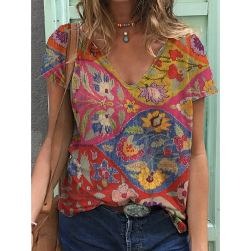 Ethnic Style Floral 3D Print T-Shirts Women V-Neck Short Sleeve T Shirt Streetwear Y2k Top Harajuku Oversized Tee Woman Clothing