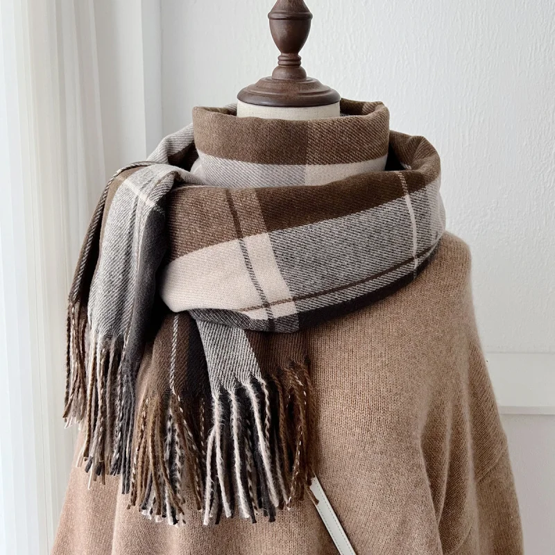 

Imitation Cashmere Plaid Scarf Women, Autumn and Winter Korean Fashion Versatile Extended Shawl, Winter Thickened Cold-Proof