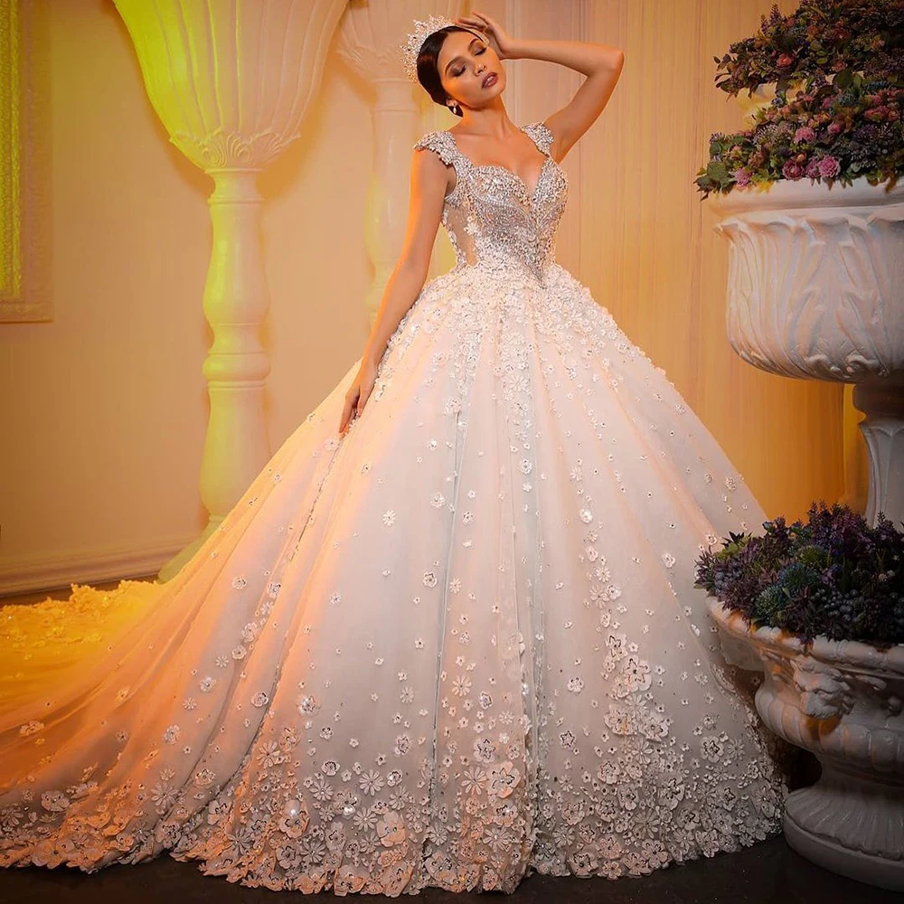 

Customized Gorgeous Wedding Dresses Strap Sleeveless Zipper Appliques Crystal 3D Flowers Sexy Low Back Bridal Lace Gown Vestidos
