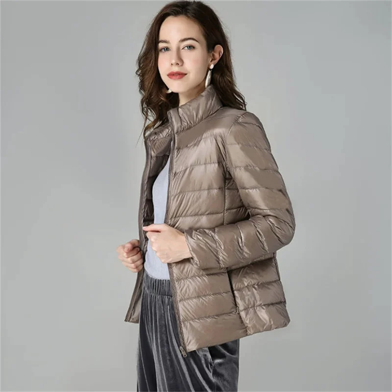 Casaco ultraleve à prova de vento para mulher, casaco de inverno quente, parka portátil, casaco fino, tamanho grande, outwear, 7XL, 8XL, fêmea, primavera, outono