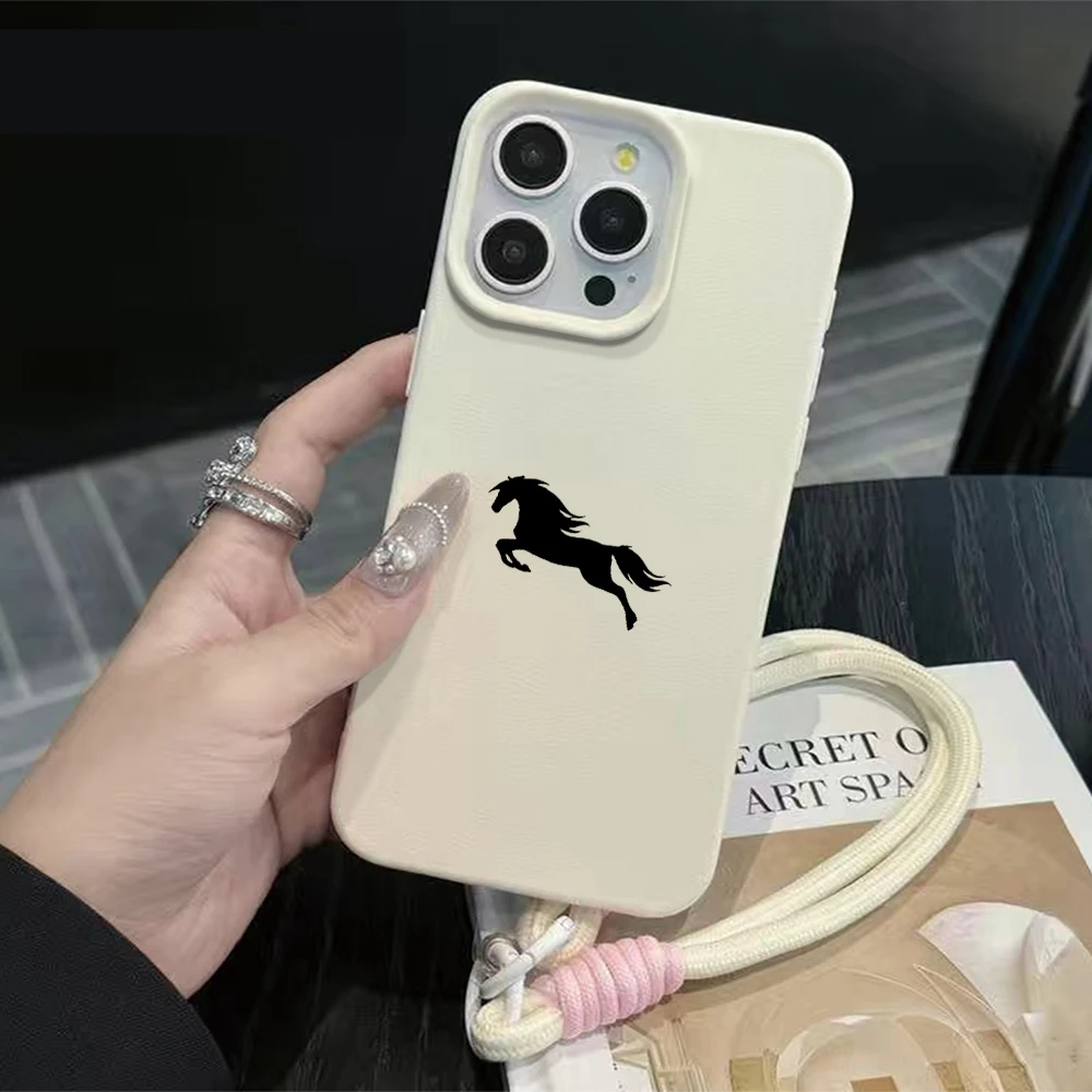 Pferde-INS-Handschlaufe Minimalismus-Hülle für iPhone 13 11 12 Pro Max Hüllen iPhone 15 17 14 16 Plus XR mit Lanyard Steed Funda – Detail 4