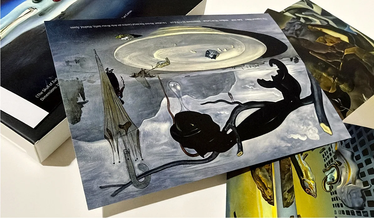 30Pcs Salvador Dalí Art Postcards Vintage Oil Painting Greeting Cards Message Card DIY Home Wall Decor Gift Collection Art Lover