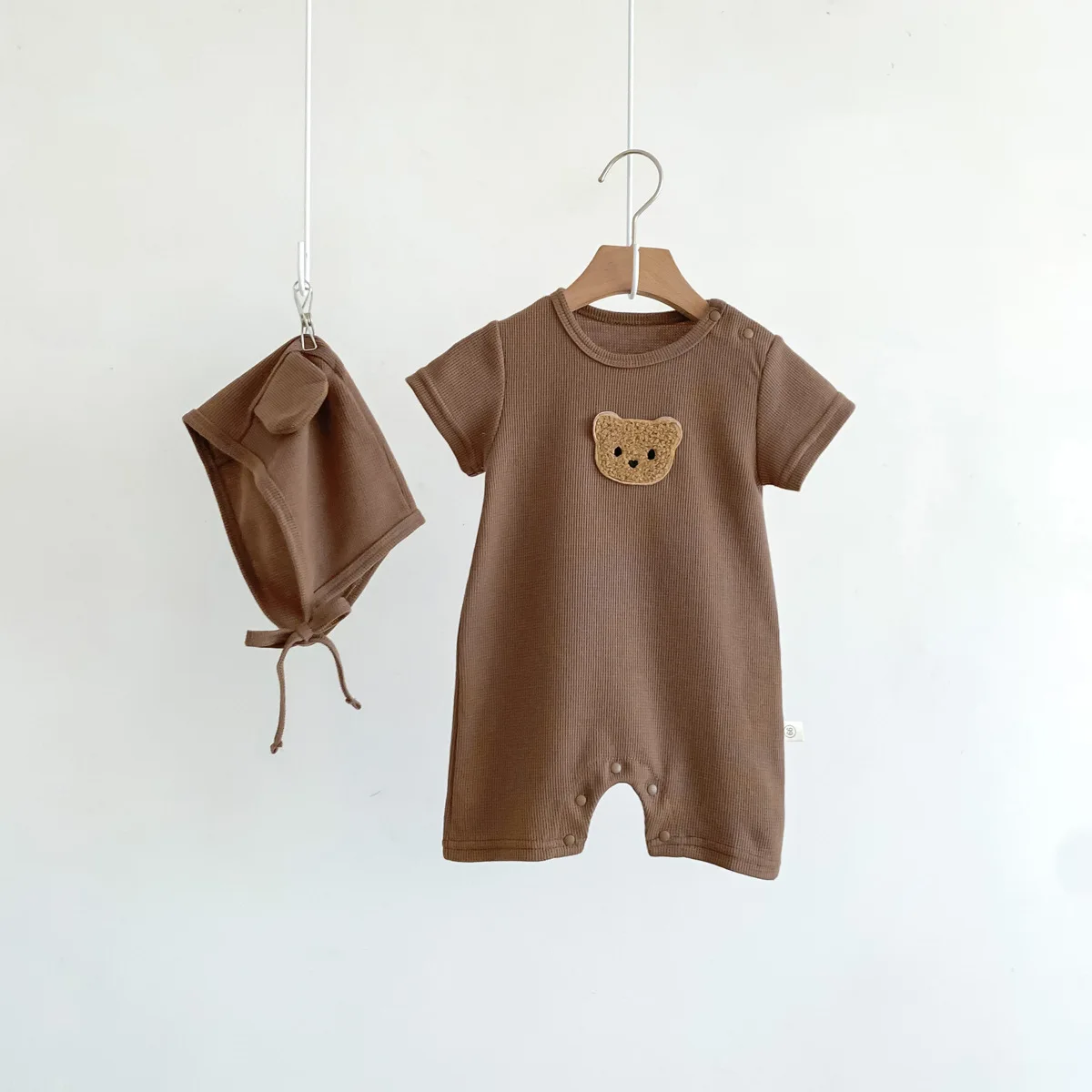 New In Summer Kids Baby Girls Boys Short Sleeve Waffle Patch Bear Infant Newborn Jumpsuits Cotton Romper Gift Hat with Ear