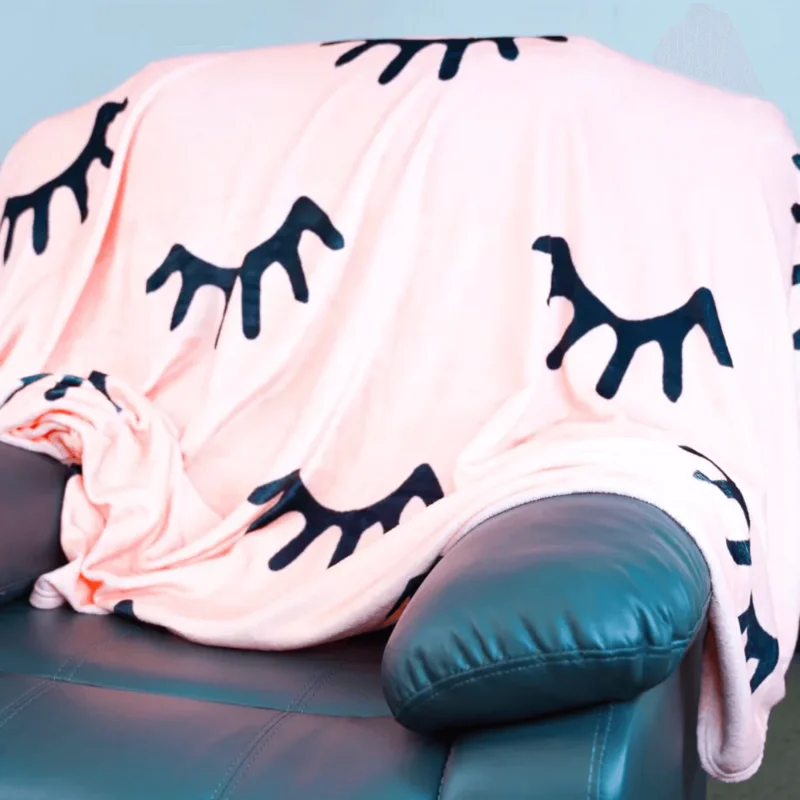 

SENSE LASHES Velvet Lash Blanket Cover The Bed 50 x 60" Sofa Blanket Soft Warm Coral Fleece Flannel Blankets for Lash Salon