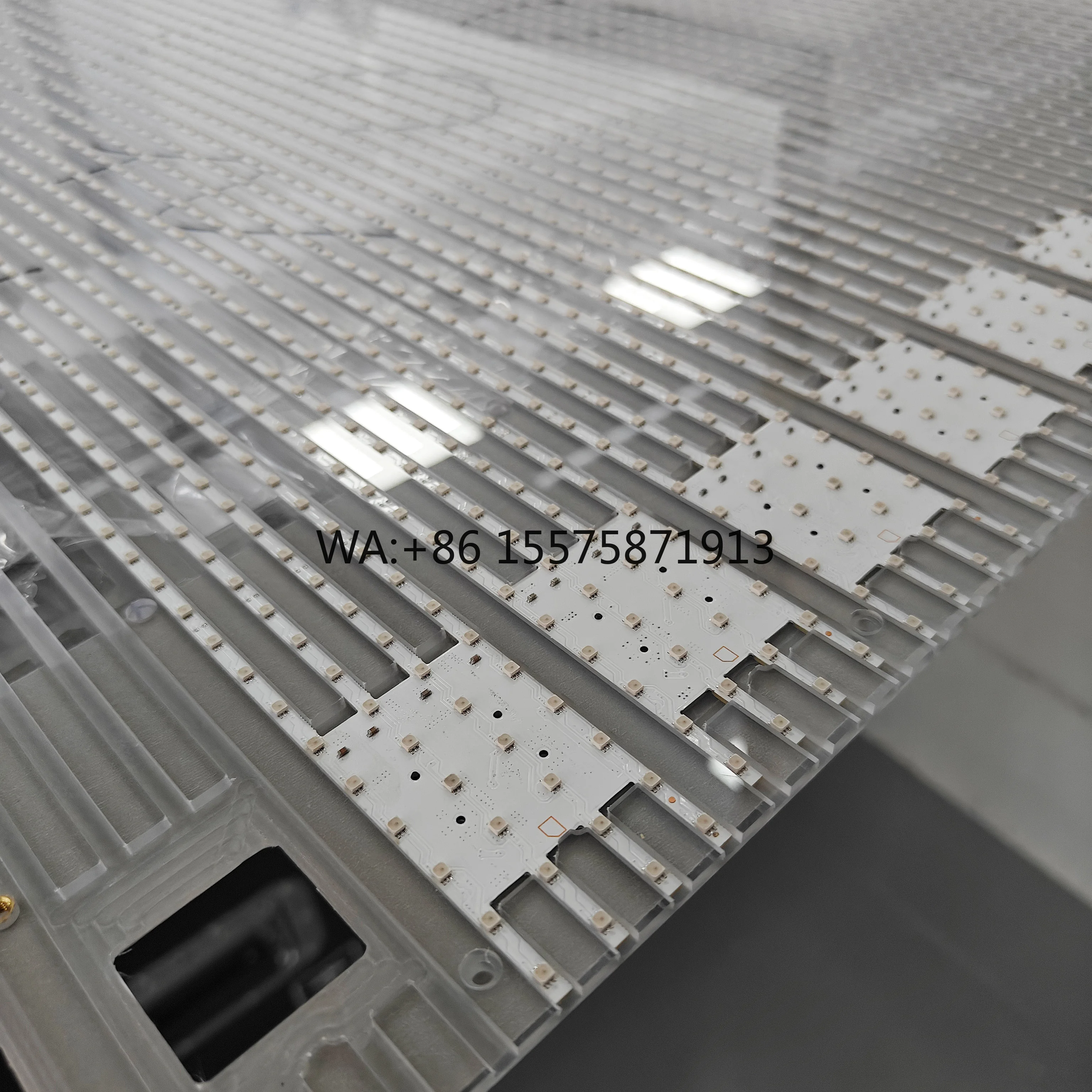 

Customizable Hot Sale Customized New Technology Flexible Led Film Display Screen Custom Ultra Thin Transparent Display