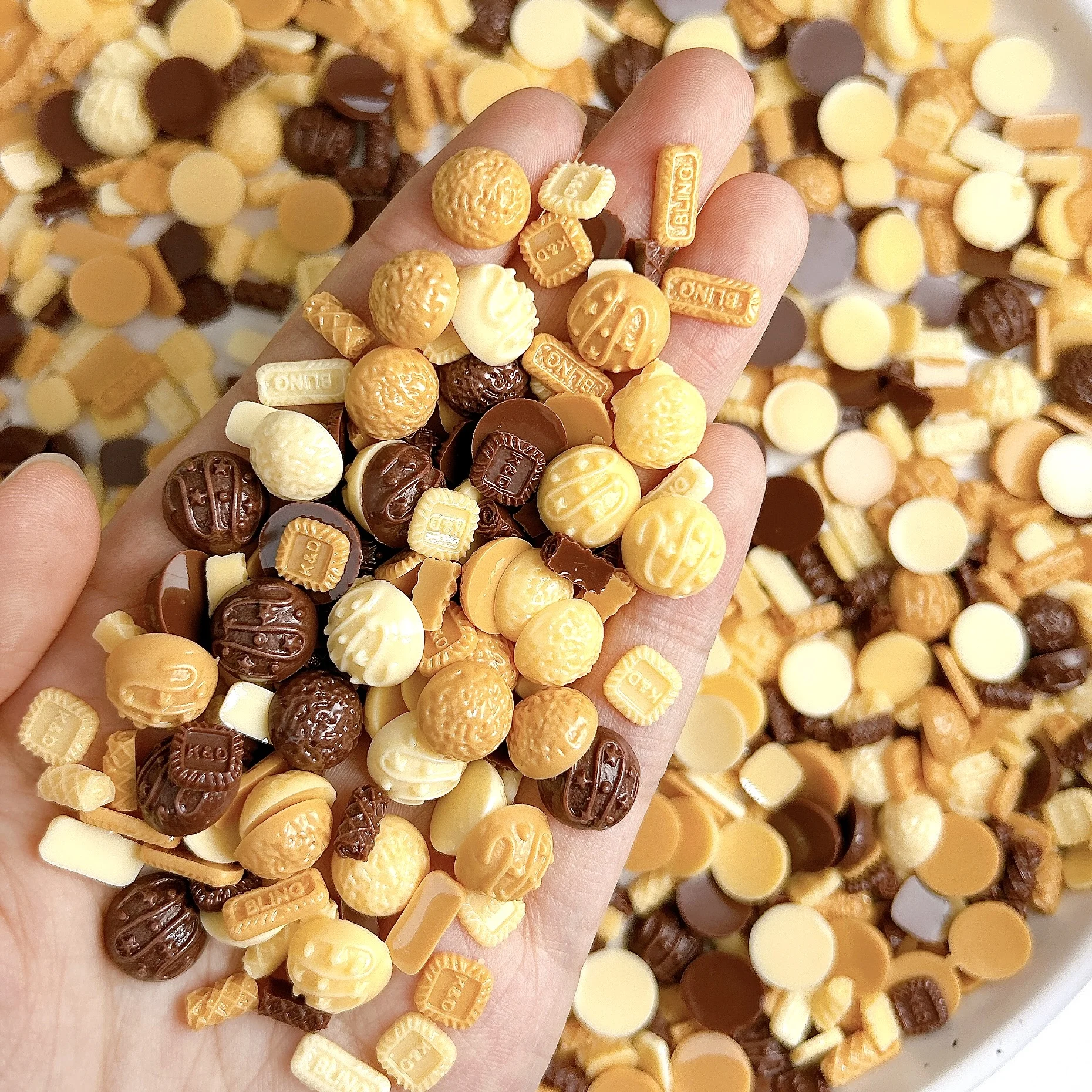 50PCS Creative Egg Rolls Square Biscuit Resin Nail Charms Solid Color Luminous Half Round Chocolate Nail Art Decorations for DIY