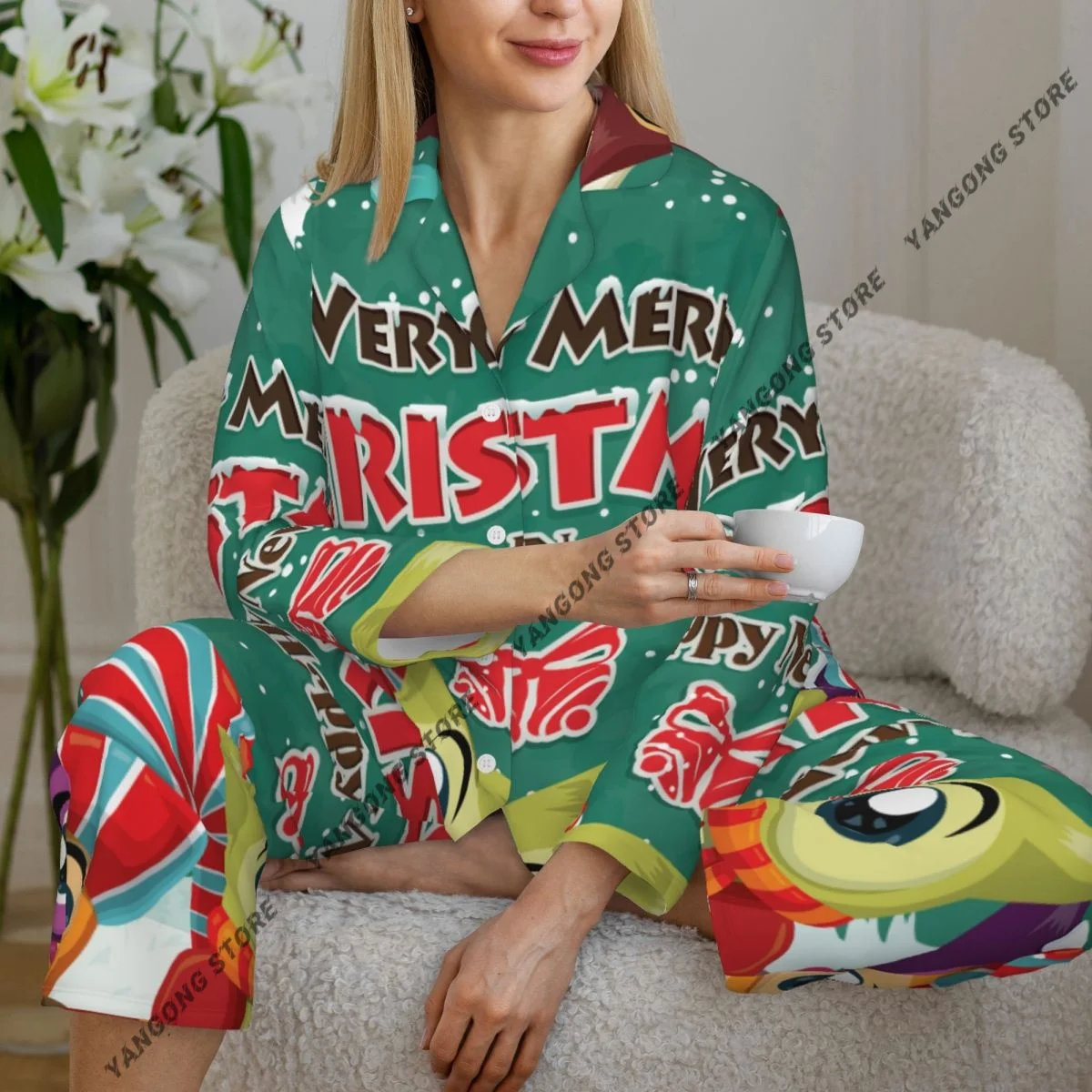 Women's Pajamas Long-sleeved Girl Loungewear Two-piece Set Vintage Christmas Poster Design With Owls Pajamas for Autumn Spring