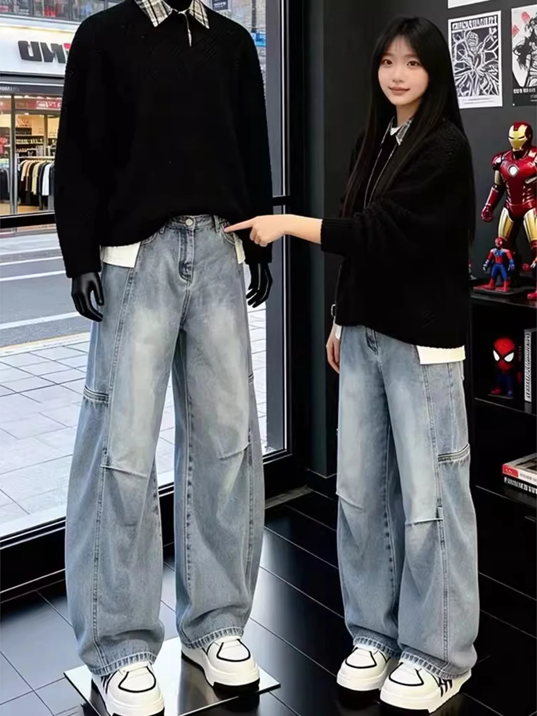 

Светло-голубые мужские джинсы-брюки с широкими штанинами, прямые, слегка расклешенные, для работы, весна-осень