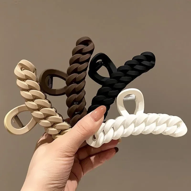 Nieuwe Mode Gevlochten Twist Haarklauw Vrouwen Zwarte Kleur Krab Haarclip Koreaanse Elegante Geometrische Haarspeld Meisje Haaraccessoires