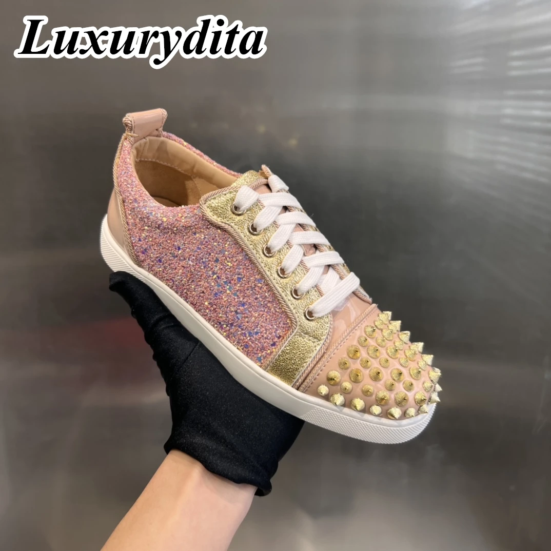 Top Quality Womens Trendy Casual Sneakers Luxury Mens Real Leather Tennis Shoes Designr Red Sole Tide Lovers Rivet Shoes HJ0251