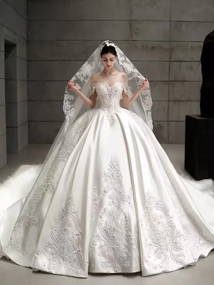 One Life Custom Made Luxurious Beading Pearls Ball Gown Wedding Dress Embroidery Lace Strapless Princess Bridal Gowns Vestidos