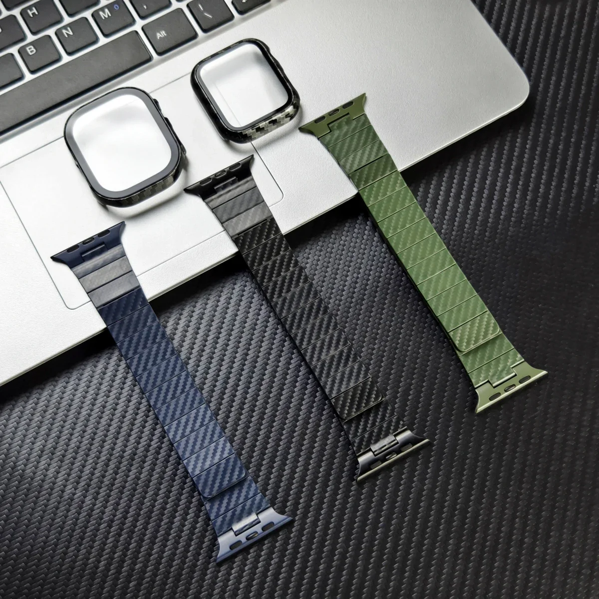 Carbon Fiber Strap+PC Case For Apple Watch Band Ultra 2 49mm 45mm 41mm 44mm 40 42mm Magnetic Bracelet iWatch 9 8 7 6 5 4 3 SE