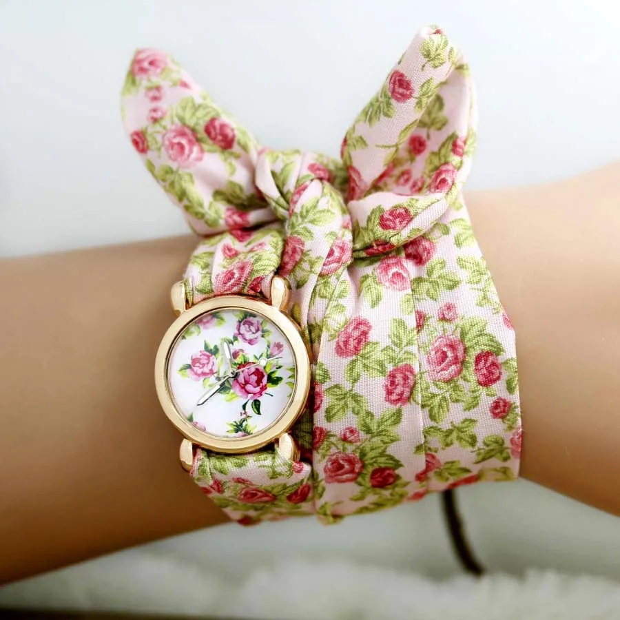 Shsby New Design Ladies Flower Cloth Wristwatch Fashion Women Dress Watches High Quality Fabric Watch Sweet Girls Watch Gift
