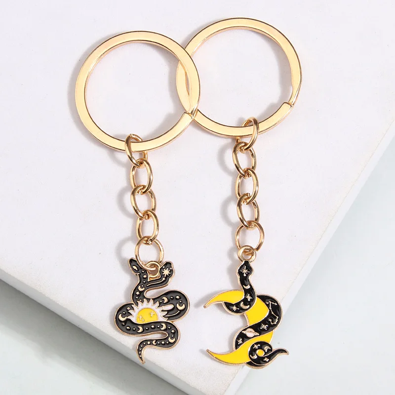 Cute Enamel Keychain Snake Animal Key Ring Moon Sun Star Key Chains Souvenir Gifts For Women Men Cay Keys DIY Simple Jewelry