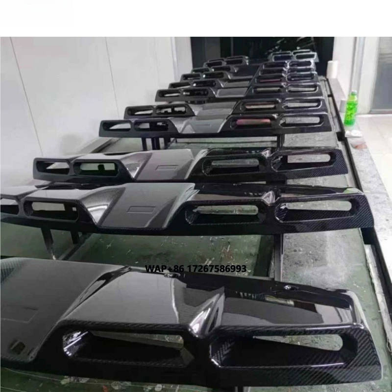 

Defender Four-Eyed Dry Carbon Roof Lamp Front Rear Bumper Upgrade for 2020+ Defender 90 110 New Condition Body Kit Included