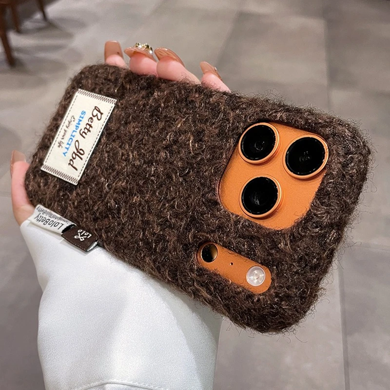Winter Warm Cute Sweet Plush Knit Phone Case For iPhone 17 16 15 14 13 Pro Max Label Retro Art Flannel Lovely Girls Cover Gift - náhled 4