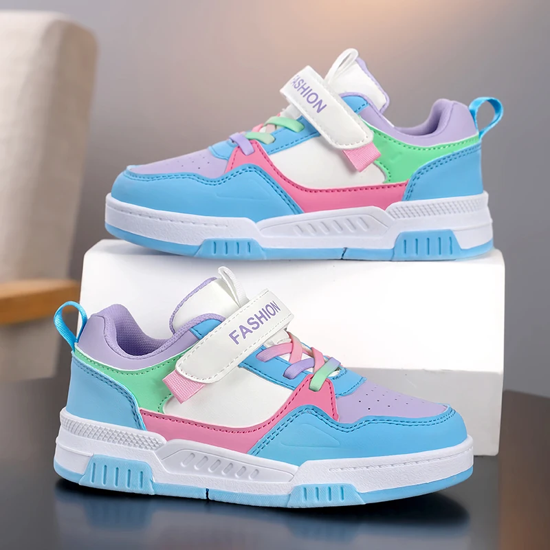 

A pair of children's four-season leather upper sports shoes, campus fashion trend versatile casual sneakers, sizes 27-38，YZ-Y008