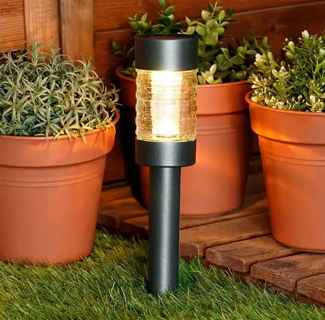 Picture 7: LED Solar Garden Lamp 2700-3000K Warm White Light Dusk Sensor