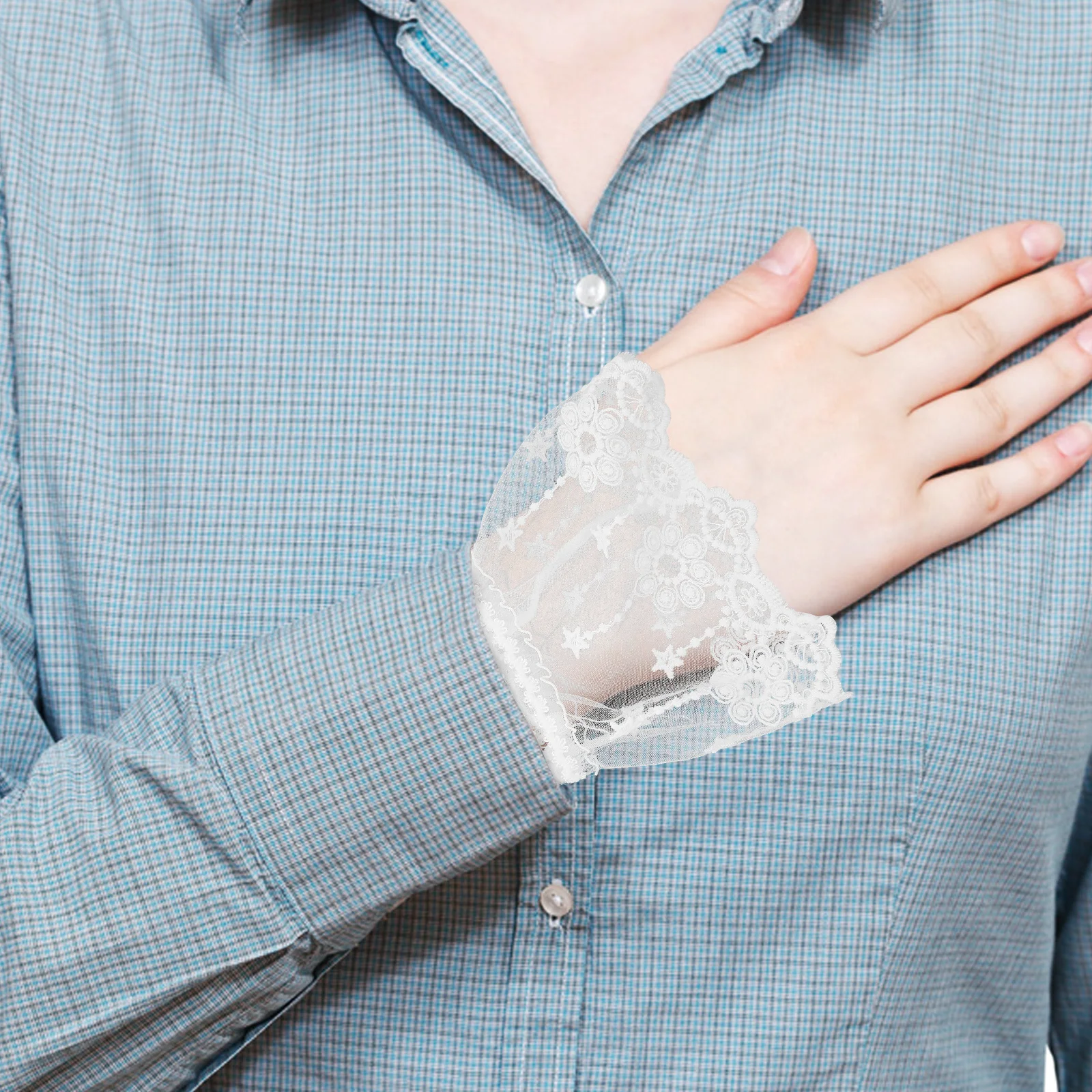 1 زوج ثلاثية الأبعاد الأزهار مزين الدانتيل المعصم الكفة انفصال الأكمام وهمية للنساء الأبيض مجوهرات قفازات لوليتا اليد كم