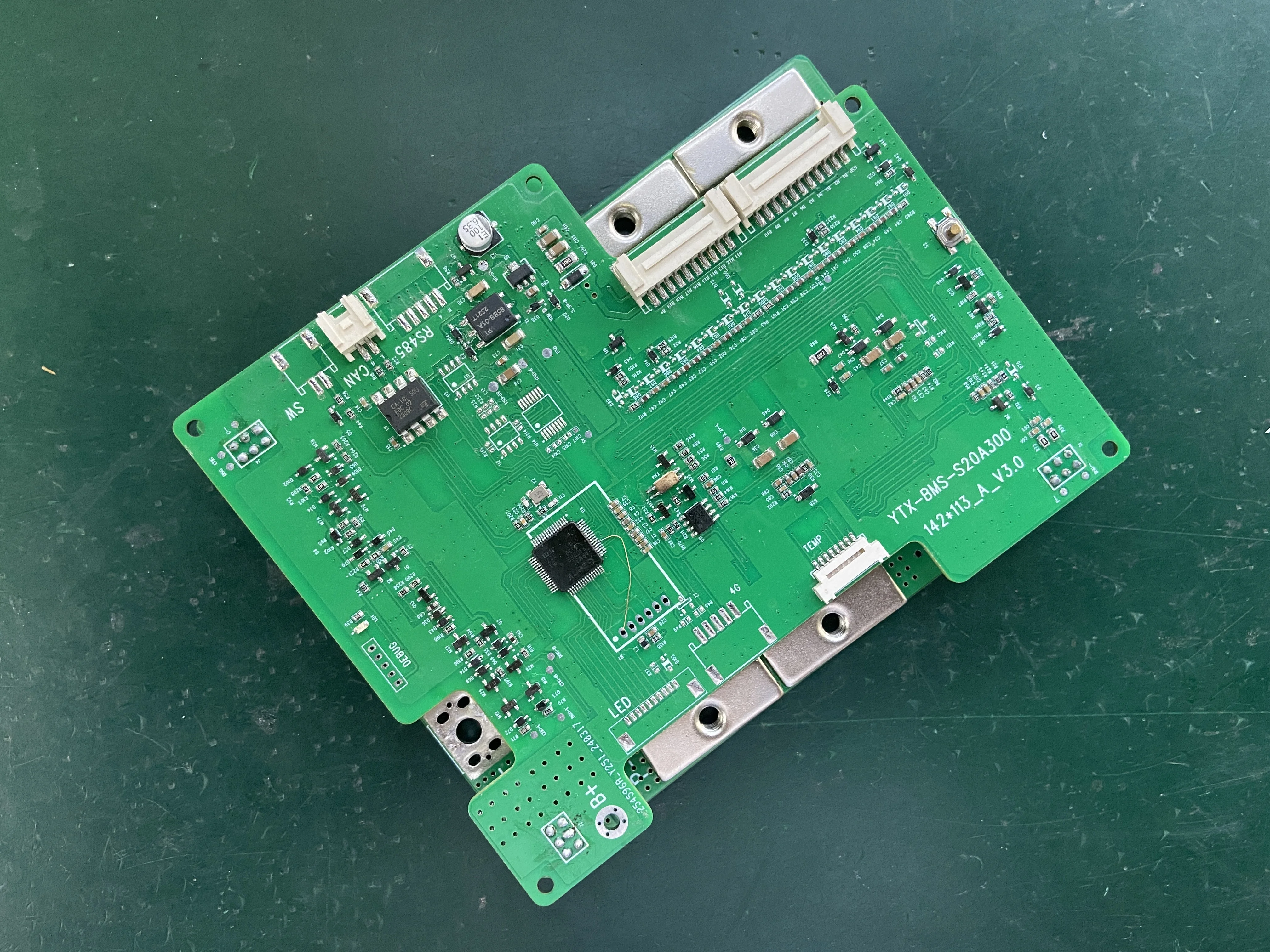 20S 300A BMS with BT app 72V 74V BMS  25A charge current 300A discharge current for Li ion battery pack