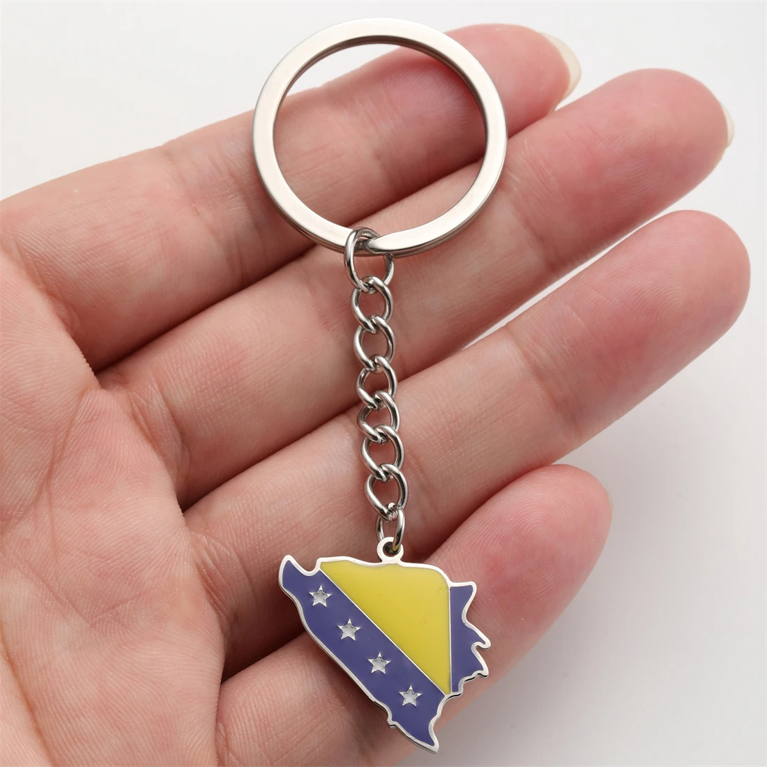 EUEAVAN البوسنة والهرسك خريطة المفاتيح الفولاذ المقاوم للصدأ العلم الكلاسيكي سيارة كيرينغ النساء الرجال حقيبة حُليات مجوهرات الحفلات هدية