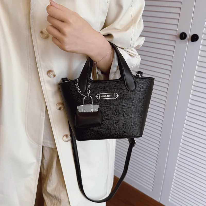 

2025 New Textured Bucket Bag for Women Minimalist Shoulder Bag with Top Handle, Vintage Crossbody Purse for Daily Use