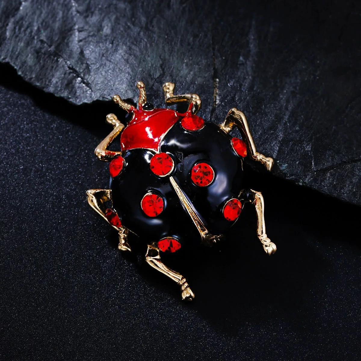 Rhinestone Seven Star Ladybug Brooches for Women Unisex Enamel Insect Pins Banquet Party Backpack Gifts Jewelry Accessorie