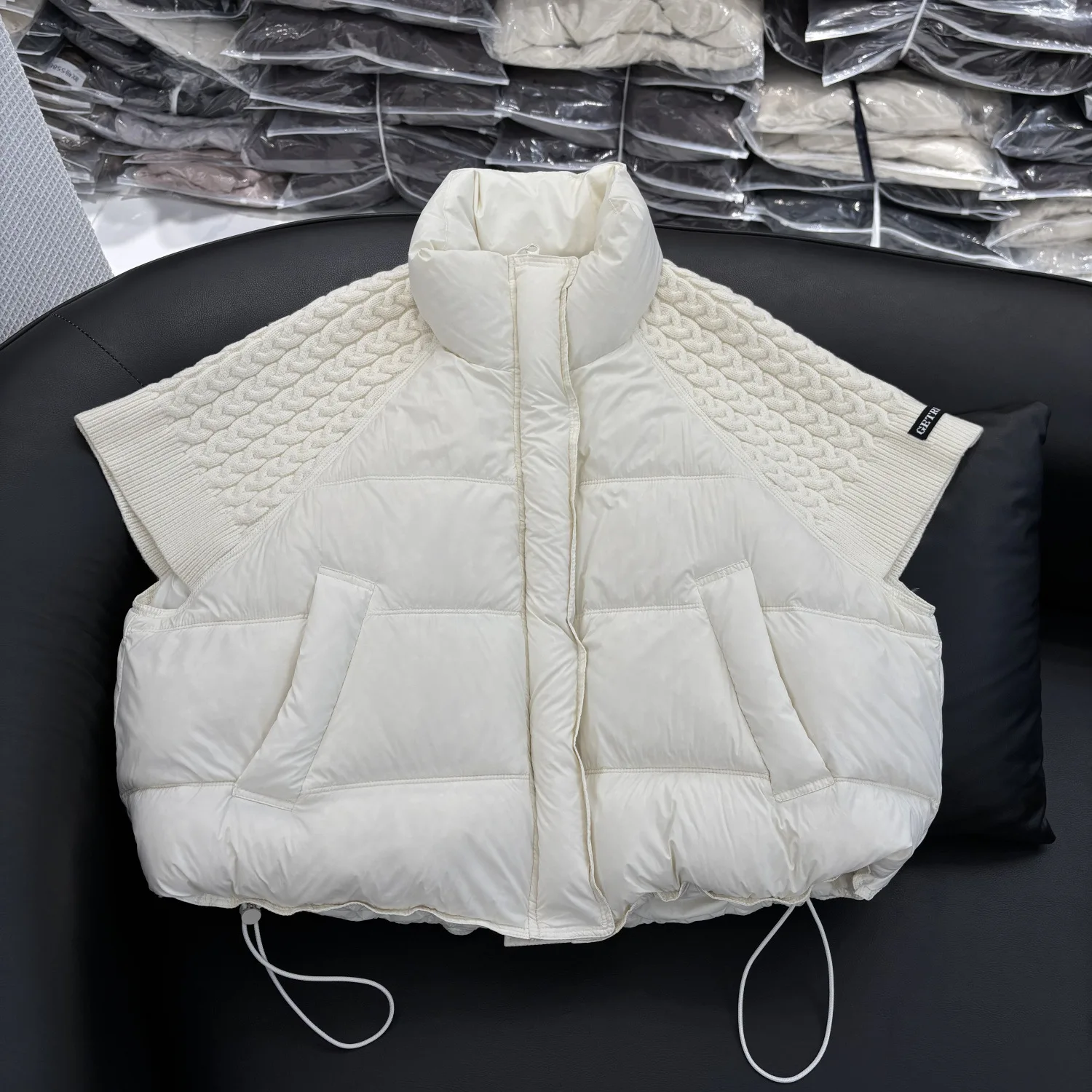 

Women's Turtleneck White Down Puffer Vest Lightweight Warm Waistcoat Female White Duck Down Coat Sleeveless Vest Jacket