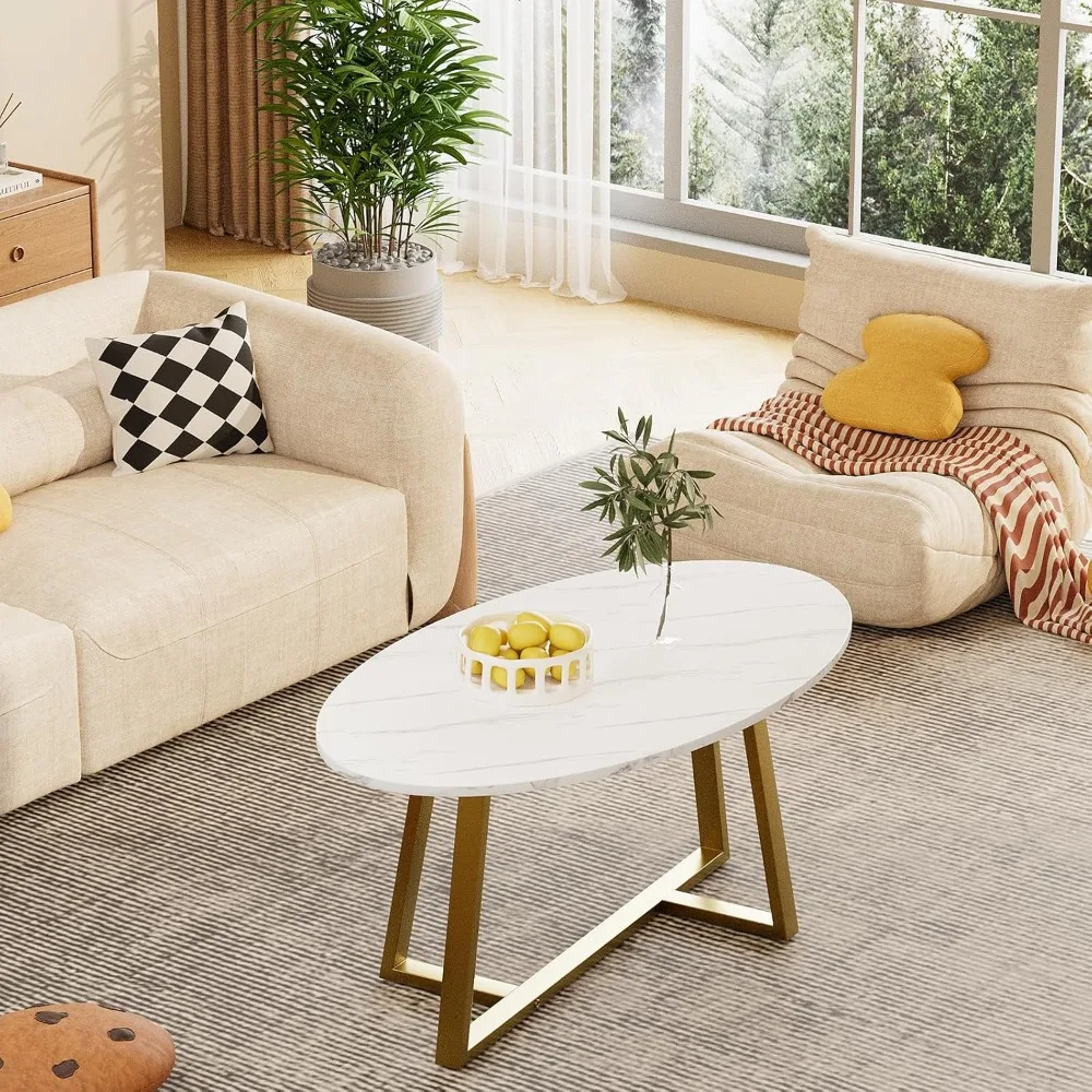 The marble coffee table is suitable for the living room.