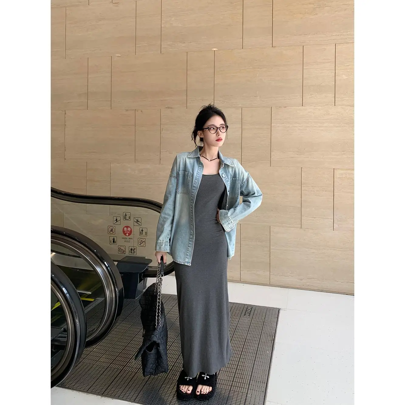 

Denim Coat Diamon Rhinestone Womens Winter Plush Puffer Long-Sleeved Fitted Armygreen Mountaineering Functional Appliques Jacket