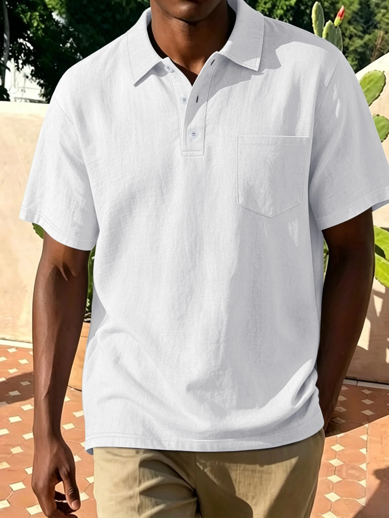Herren-Poloshirt aus Baumwolle und Leinen, kurzärmelig, Brusttasche mit einem Knopf, Dreiknopfkragen, lässiges Hemd, atmungsaktiv, für den Sommer – Detail 11