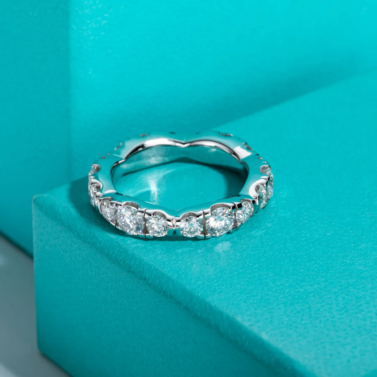 AnuJewel 3mm/4mm D Color Moissanite Eternity Bands 925 Sterling Silver 18k Gold Plated Wedding Band Rings Jewelry Wholesale