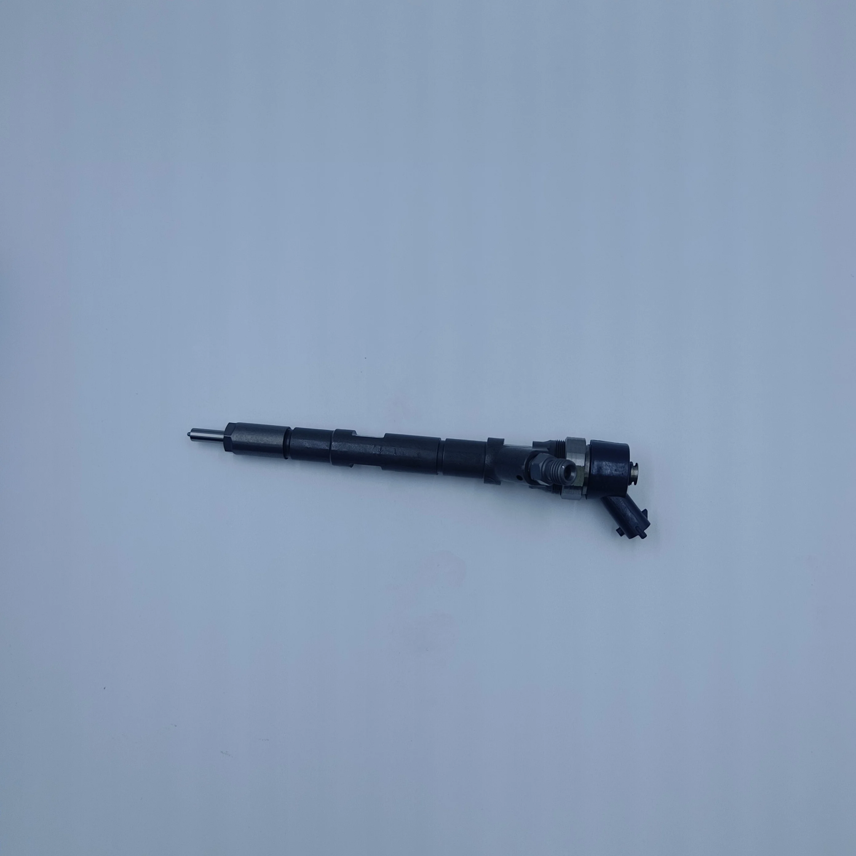 High quality diesel fuel injector 0445110092 0445110092 338004A000 suitable for modern H-1 Box