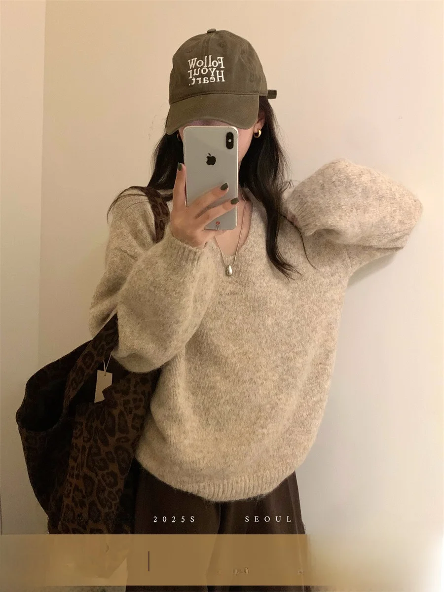 

Мягкий уютный женский свитер с V-образным вырезом, свободного кроя, повседневный, весенний, новый, в стиле lazy fashion, корейская версия, дышащий, длинный топ