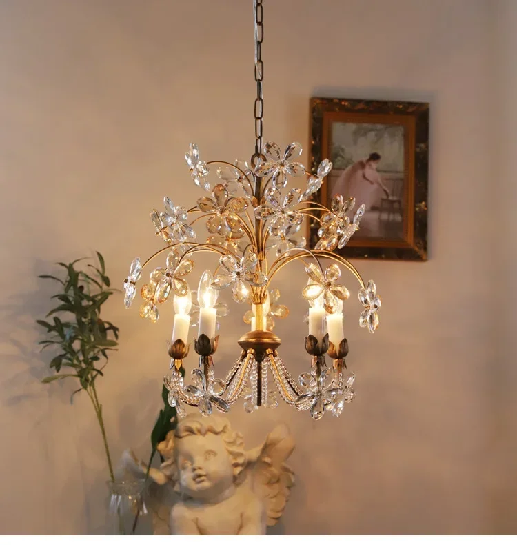 

GHJUYIOL French Romantic Countryside Crystal Flower Pendant Lamp American Retro Bedroom Girl Room Light Luxury Homestay Lighting