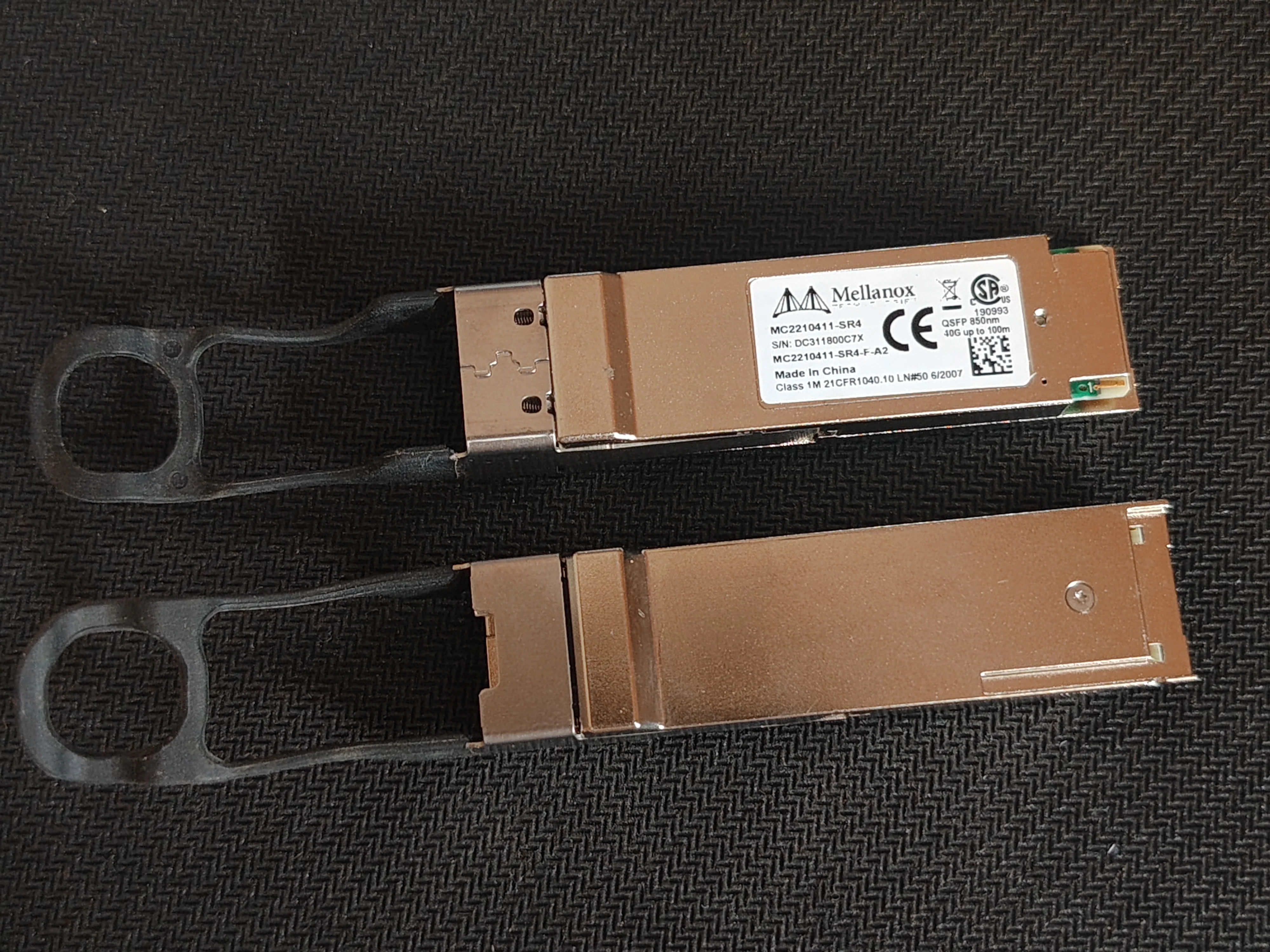 Mellanox 40gb Qsfp Fiber Transceiver MC2210411-SR4L 40GBASE/QSFP 850nm 30M/100M/DOM MTP/MPO MMF Mellanox 40g Qsfp Transceiver